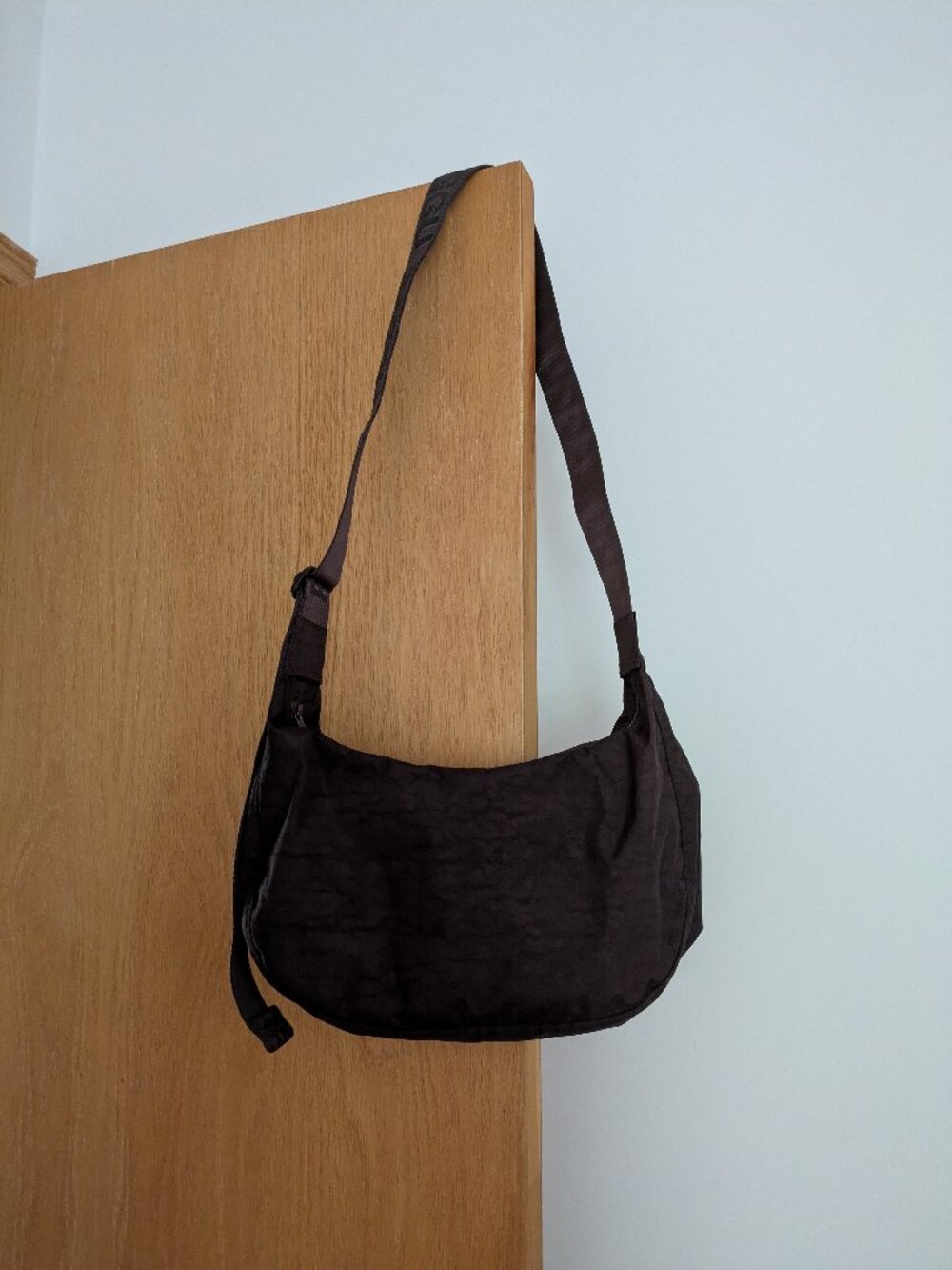 Baggu Medium Crescent Chocolate Plum - Please read description - Picture 1 of 8